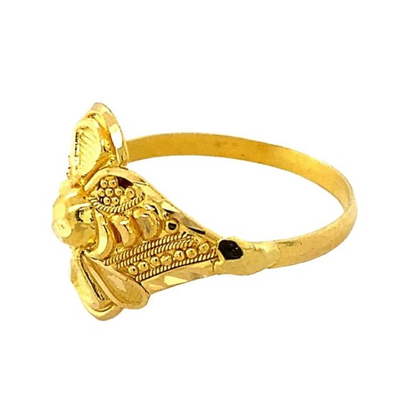 Ladies ring