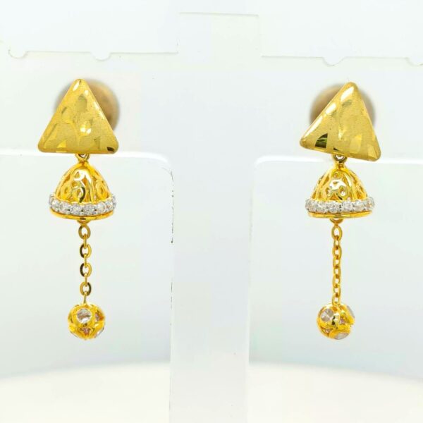 GOLD EARRING