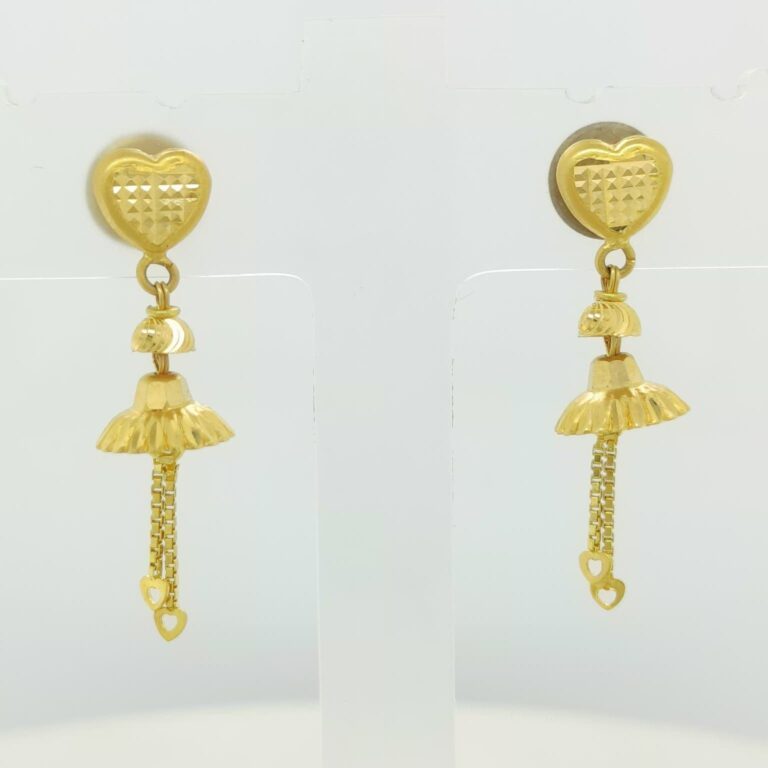 GOLD EARRING