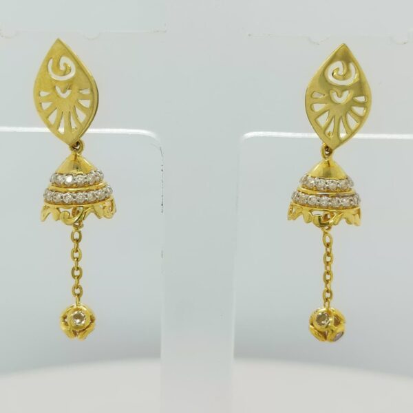 GOLD EARRING