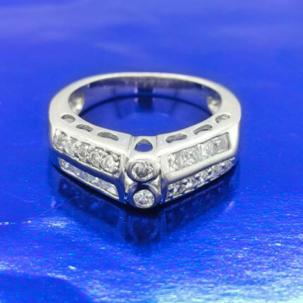 Silver ladies ring