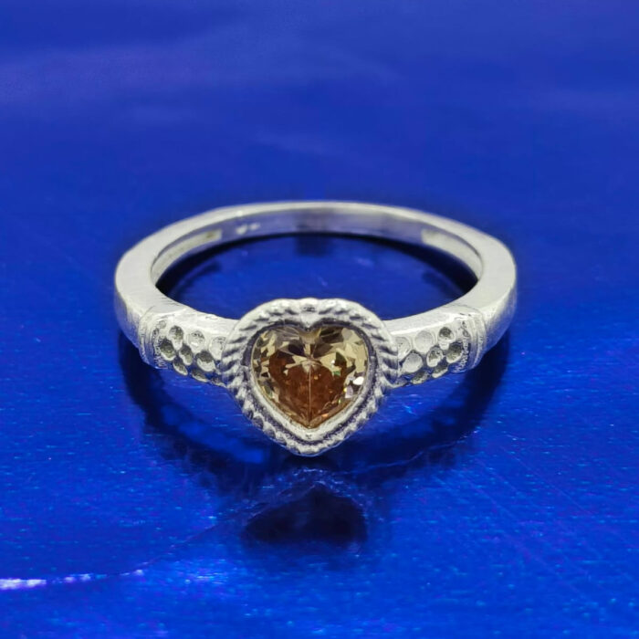 Silver ladies ring