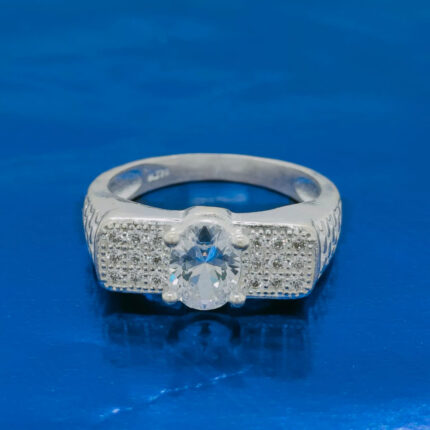 Silver ladies ring