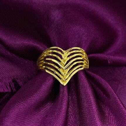 Gold Ladies Ring