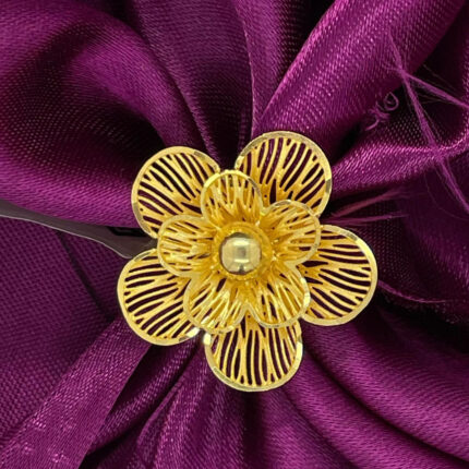 Gold Ladies Ring